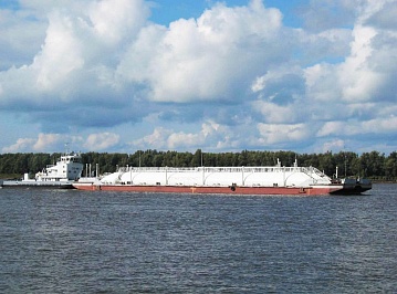Несамоходная наливная баржа вместимостью ок. 3000 куб.м. Проект 16802